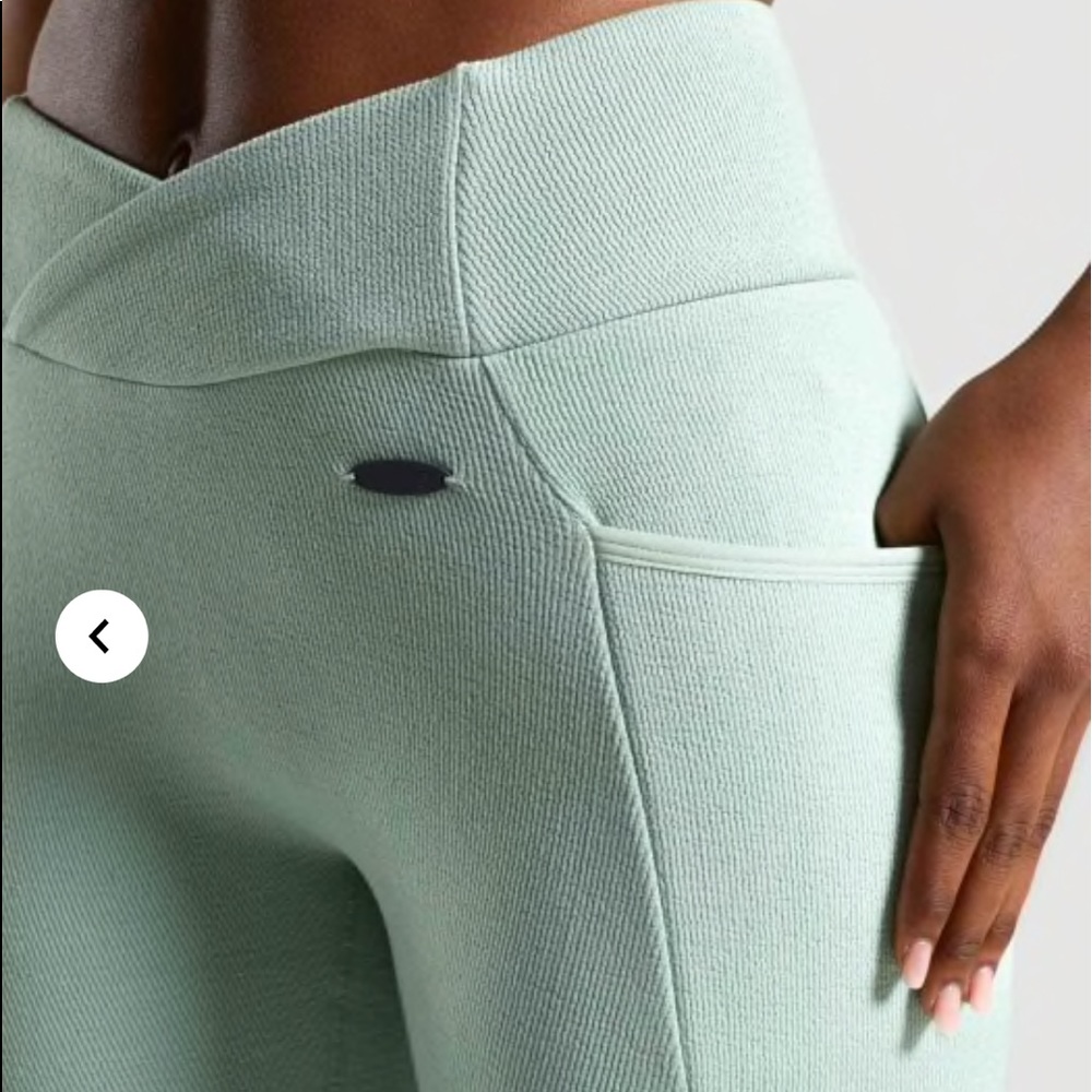 Gymshark Mint Green Capris